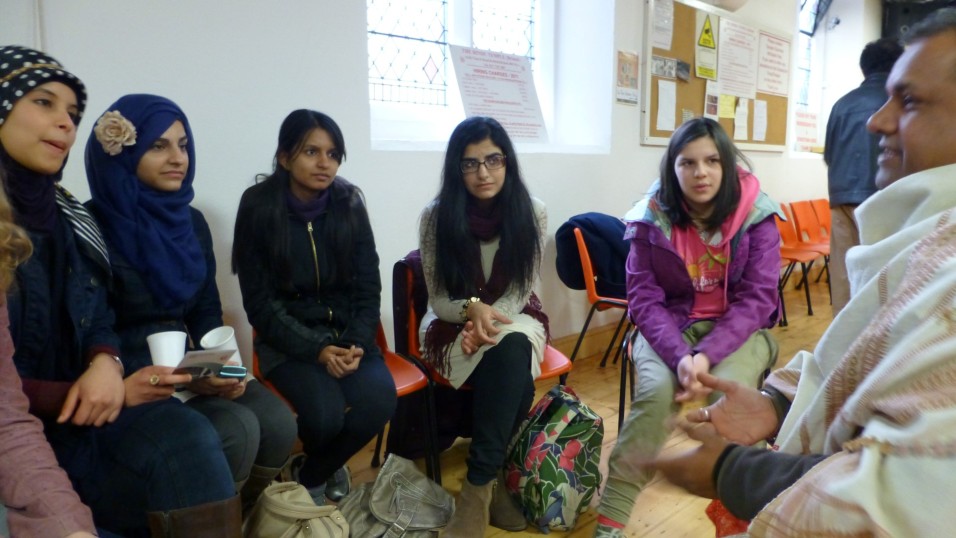 TIFFY members chat with the characterful Hindu leader